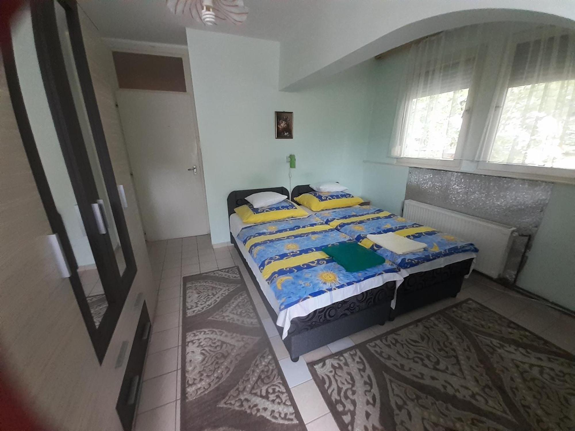 Prima Piheno Hotel มิชโคลซ์ ภายนอก รูปภาพ